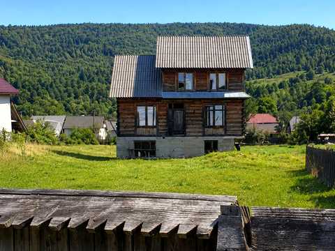 дом по адресу вул. Братів Гавришів