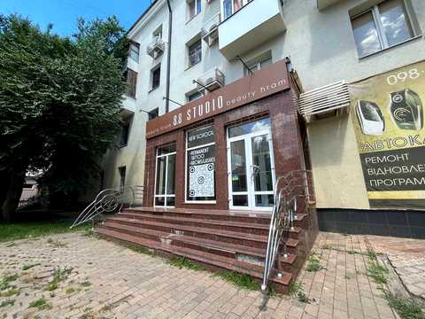 коммерческая по адресу Университетский просп. (Гагарина), 21