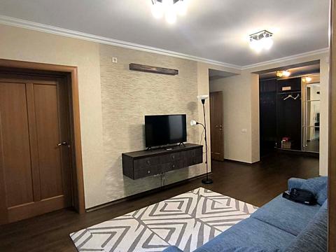 квартира по адресу Червоной Калины просп., 1