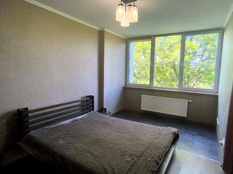 квартира по адресу Червоной Калины просп., 1