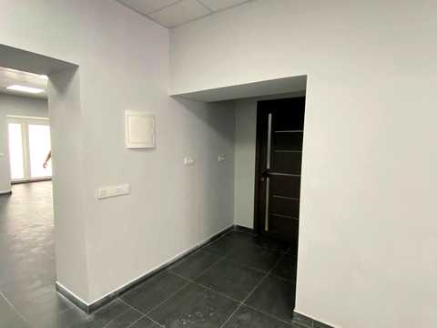 комерційна за адресою Височана вул., 18 к26