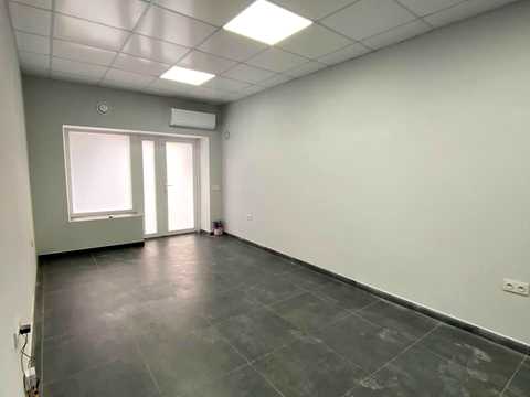 комерційна за адресою Височана вул., 18 к26