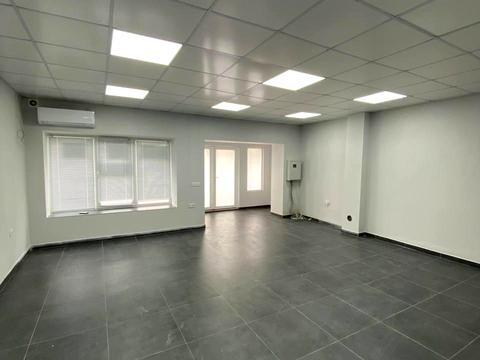 комерційна за адресою Височана вул., 18 к26