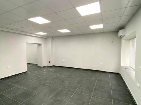 комерційна за адресою Височана вул., 18 к26