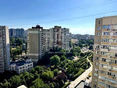 квартира по адресу Василя Порика просп., 7-А