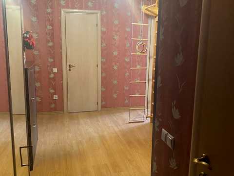 квартира за адресою Анни Ахматової вул., 35