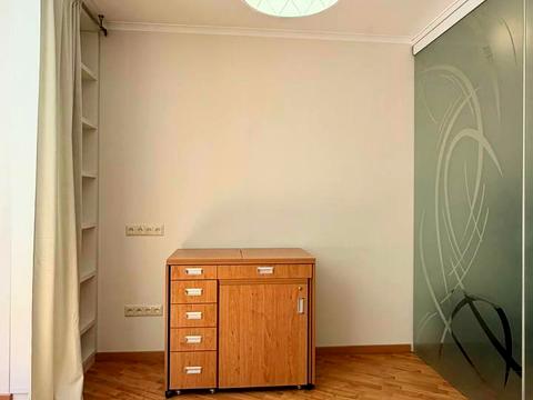 квартира по адресу Салютная ул., 1-Б