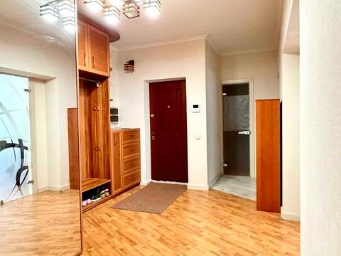 квартира по адресу Салютная ул., 1-Б