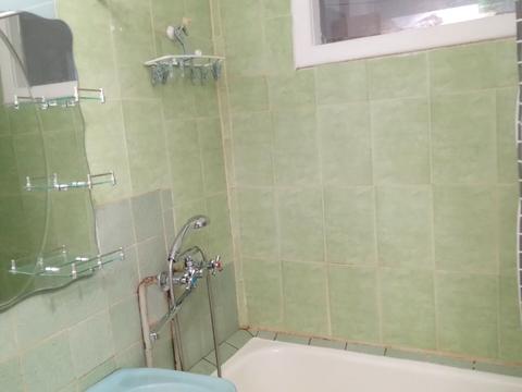 квартира за адресою Академіка Корольова вул., 6-А