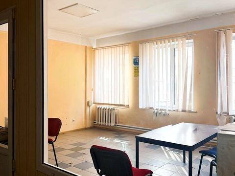 комерційна за адресою Гетьмана Мазепи вул., 183/1