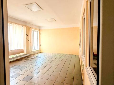 комерційна за адресою Гетьмана Мазепи вул., 183/1