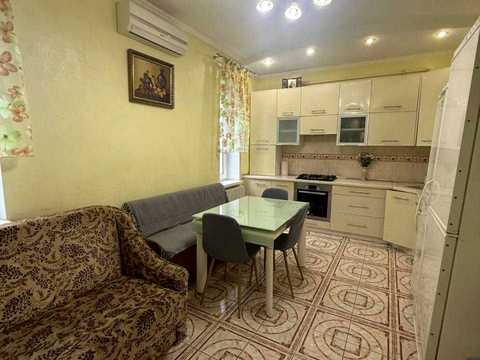 дом по адресу Ефима Геллера ул. (Жовтневої Революції), 23