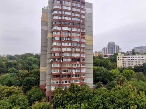 квартира за адресою Старонаводницька вул., 8