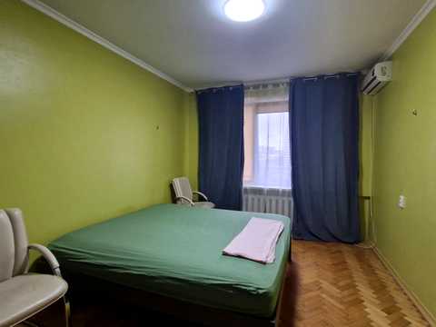 квартира за адресою Старонаводницька вул., 8