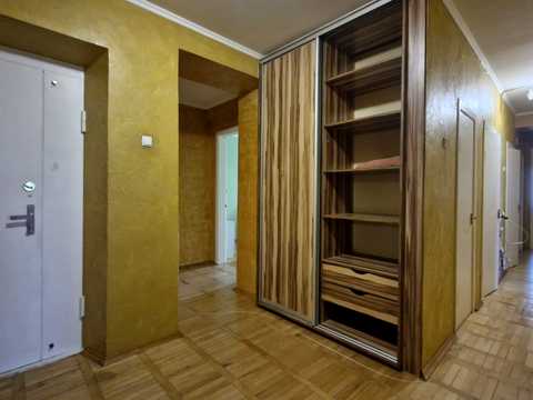 квартира за адресою Старонаводницька вул., 8