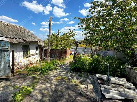 будинок за адресою Полтава, Довженка вул., 1