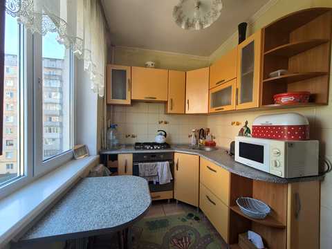 квартира за адресою Злуки просп., 27