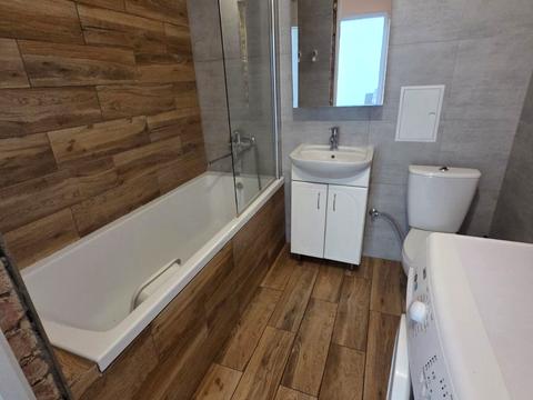 квартира за адресою Подільська вул., 4