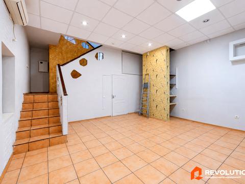 коммерческая по адресу Миколы Бажана просп., 14
