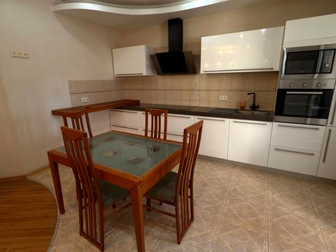 квартира за адресою Сімферопольська вул., 11