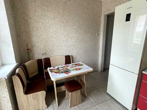 квартира за адресою Драгоманова вул., 8