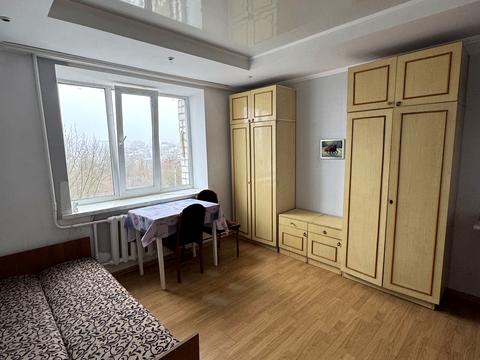 кімната за адресою Польова пл., 12