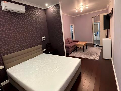 квартира за адресою Отакара Яроша пров., 12а