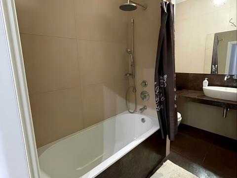 квартира за адресою Отакара Яроша пров., 12а