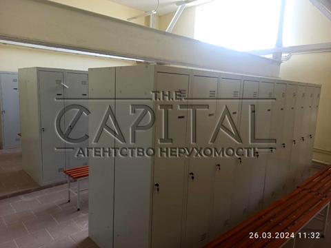комерційна за адресою Усенка Павла вул., 8
