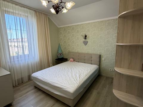 будинок за адресою Абрикосова вул., 9