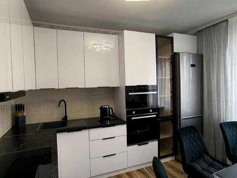 квартира за адресою Молоді просп., 10