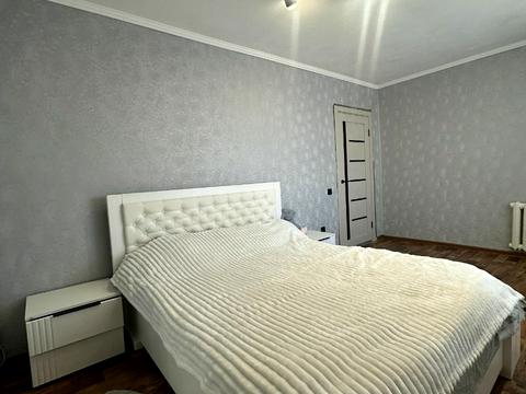 квартира за адресою Молоді просп., 10