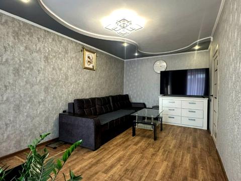 квартира за адресою Молоді просп., 10