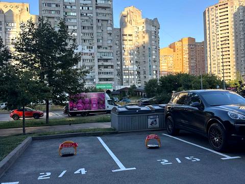 паркоместо по адресу Днепровская набережная ул., 14-А