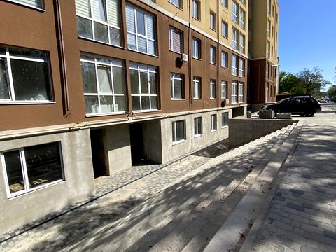 комерційна за адресою Ново-Оскольська вул., 10а