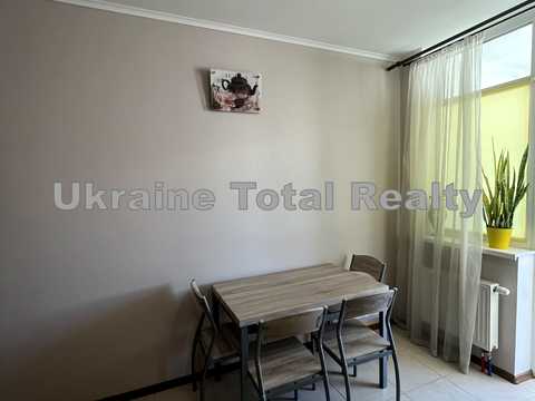 квартира за адресою Олени Пчілки вул., 3