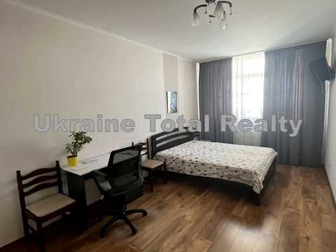 квартира за адресою Олени Пчілки вул., 3