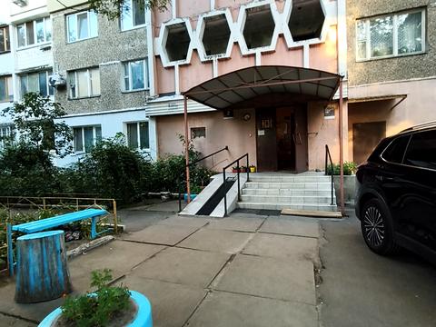 квартира за адресою Олександра Махова вул. (Жолудєва), 4-В