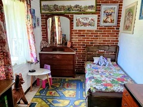 будинок за адресою с. Розсошенці, Центральна вул., 6