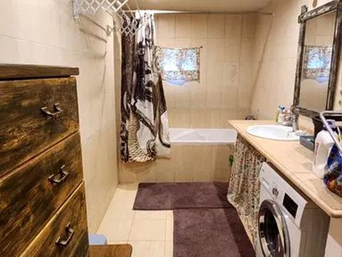 будинок за адресою с. Розсошенці, Центральна вул., 6