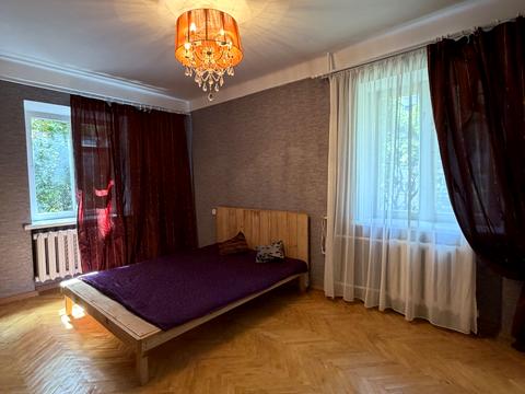 квартира за адресою Сергія Берегового вул. (Мартиросяна), 23