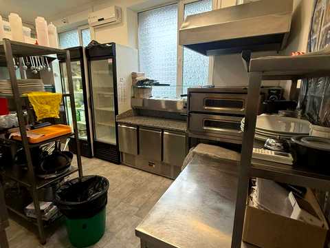 коммерческая по адресу Корятовича пл., 2