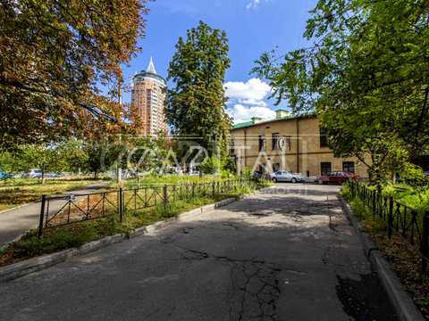 коммерческая по адресу Леси Украинки бульв., 14