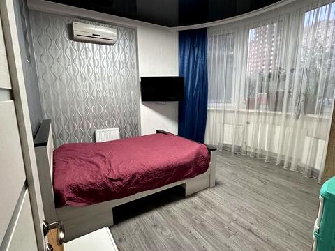 квартира за адресою Анни Ахматової вул., 30