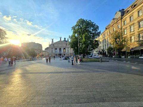 квартира по адресу Свободы просп. (Ленина), 22