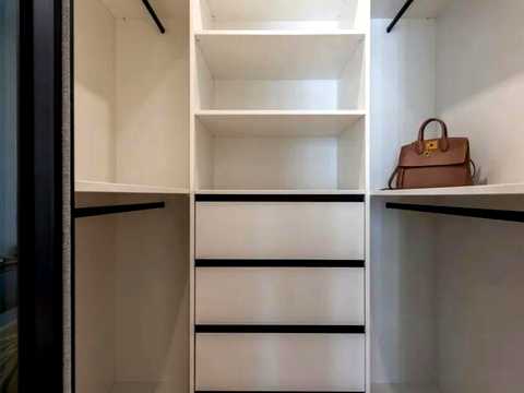квартира за адресою Михайла Максимовича вул. (Онуфрія Трутенка), 24-Г