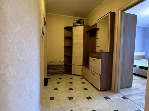 квартира за адресою В'ячеслава Чорновола вул., 60