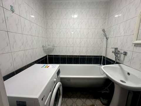 квартира за адресою 15 Квітня вул., 1