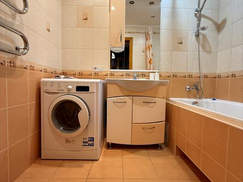 квартира по адресу Машиностроителей ул., 1-В