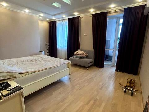 квартира по адресу Довженко ул., 6а